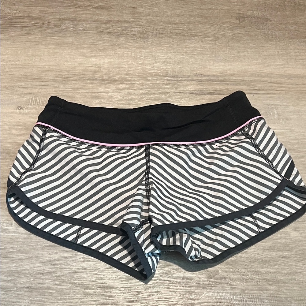 Lululemon Striped Black and White Women's Shorts size  2